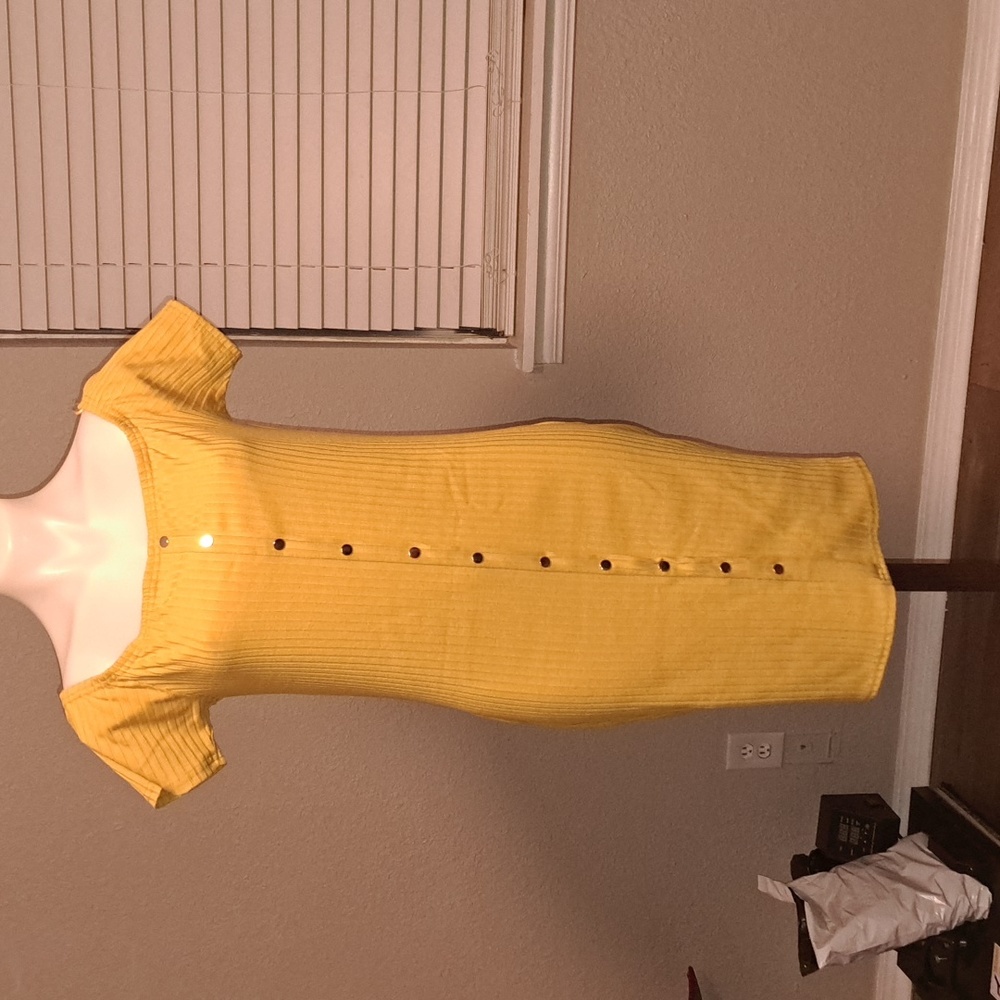 Yellow dress